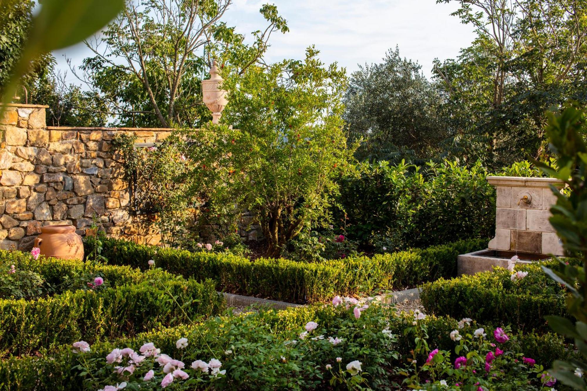 Palazzo Tiglio - A Small Luxury Hotels Of The World San Pancrazio  Экстерьер фото