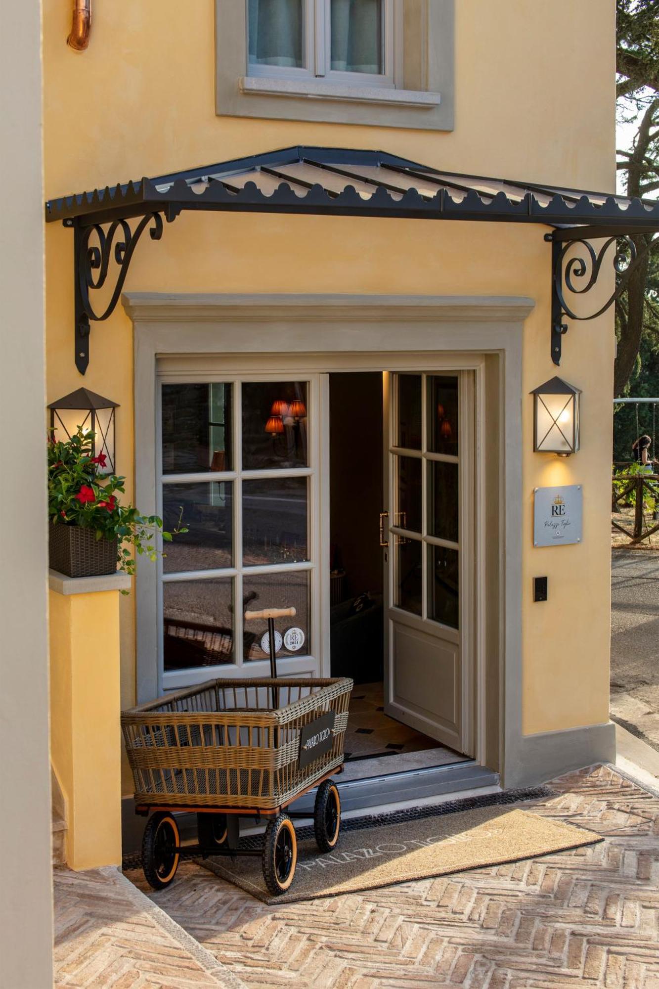 Palazzo Tiglio - A Small Luxury Hotels Of The World San Pancrazio  Экстерьер фото